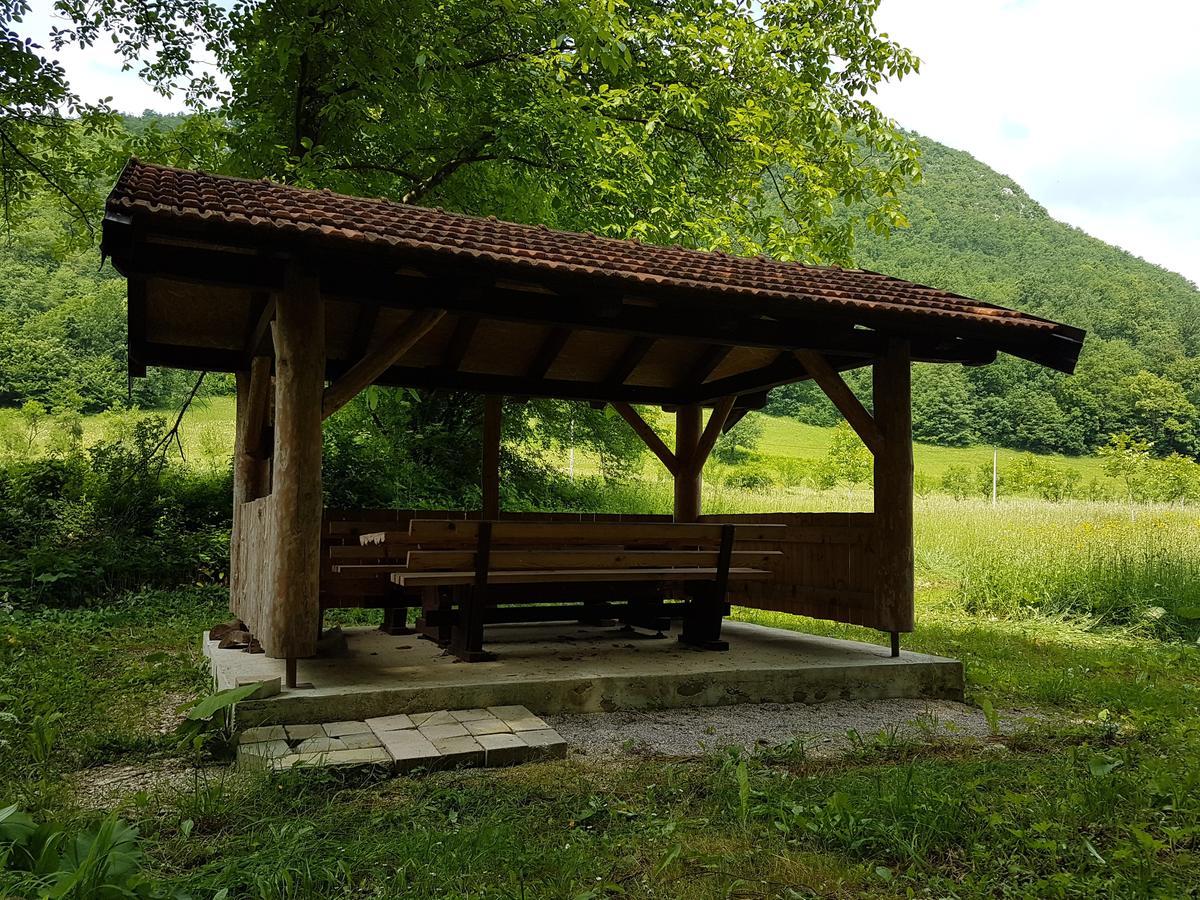 Bihać Eko House Dobrenicaヴィラ エクステリア 写真
